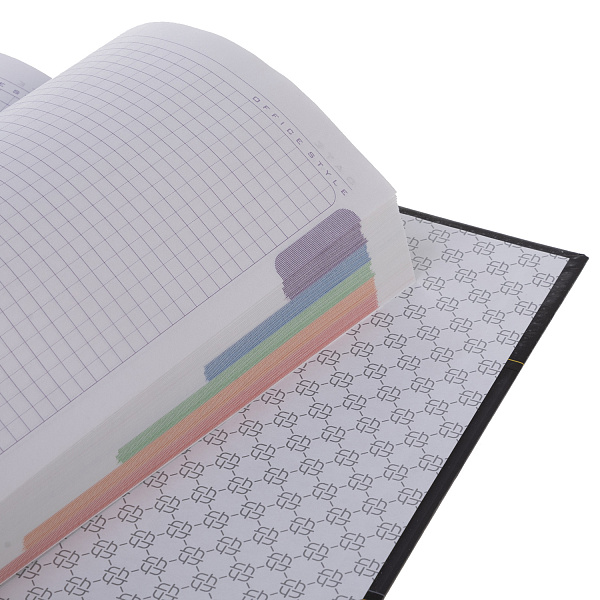 Бизнес-блокнот А5 80 листов клетка твердый переплет "Бархатный стиль_чёрный" 167х216мм 5-цв. блок запечат. форзац глянц. ламин.