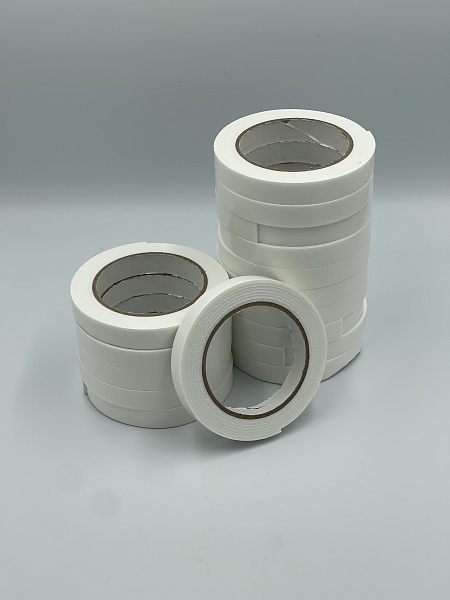 Клейкая лента двусторонняя на вспененной основе 17мм*2м (спайка 16 штук) цена за 1 штуку 