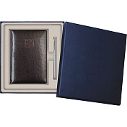 Набор подарочный "deVENTE. Bravo" бордовый, ежедневник 2026, A5 336 стр, белая бумага 70 г/м² с золотым срезом, печать в 2 краски, твердая обложка из искусственной кожи с поролоном, отстрочка, термо тиснение, перфорация, закругленные уголки, 2 ляссе,