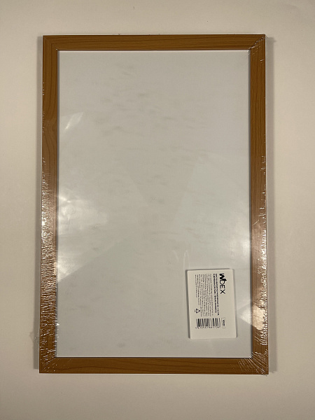 Магнитно-маркерная доска 30х45 см в деревянной рамке, тёмная морилка