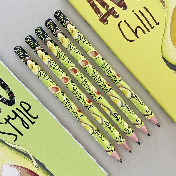 Карандаш чернографитный "HappyGraphix  Avocado style. Yoga guru" 4В супер мягкий, 3,5 мм