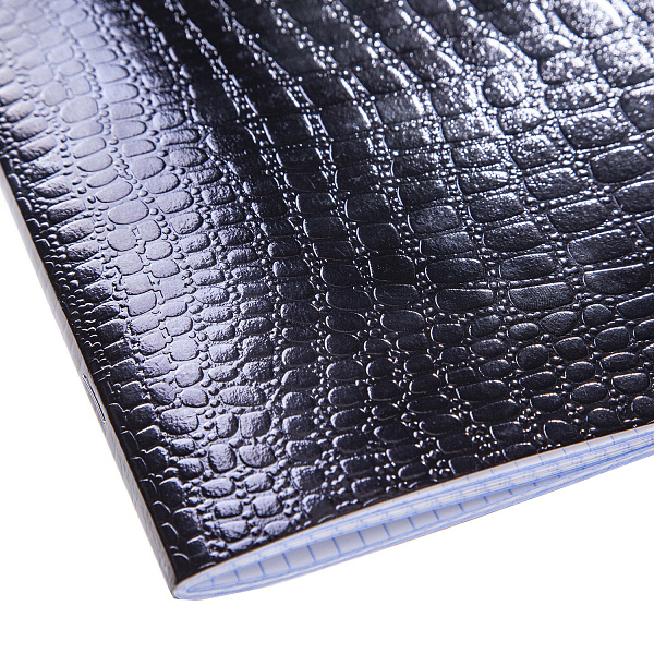 Тетрадь 48 листов в клетку Обл. Бумвинил тиснение КРОКО  МЕТАЛЛИК серия  Черная 60-65г/кв.м на скобе 