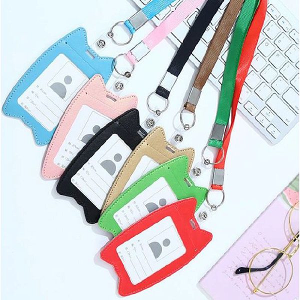 Бейдж школьный "deVENTE. Cat's Face" 130x80 мм, вертикальный, искусственная кожа, фигурный с ушками, с цветной лентой, с металлическим кольцом, с мягкой клипсой с кнопкой, ассорти 6 дизайнов